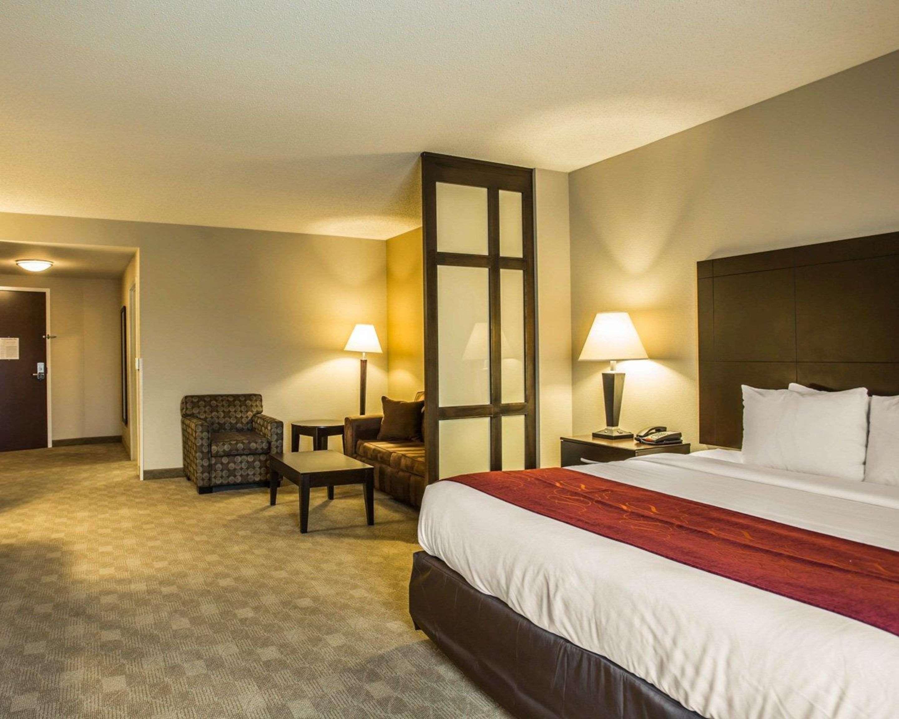 Comfort Suites Huntersville Near Lake Norman Экстерьер фото