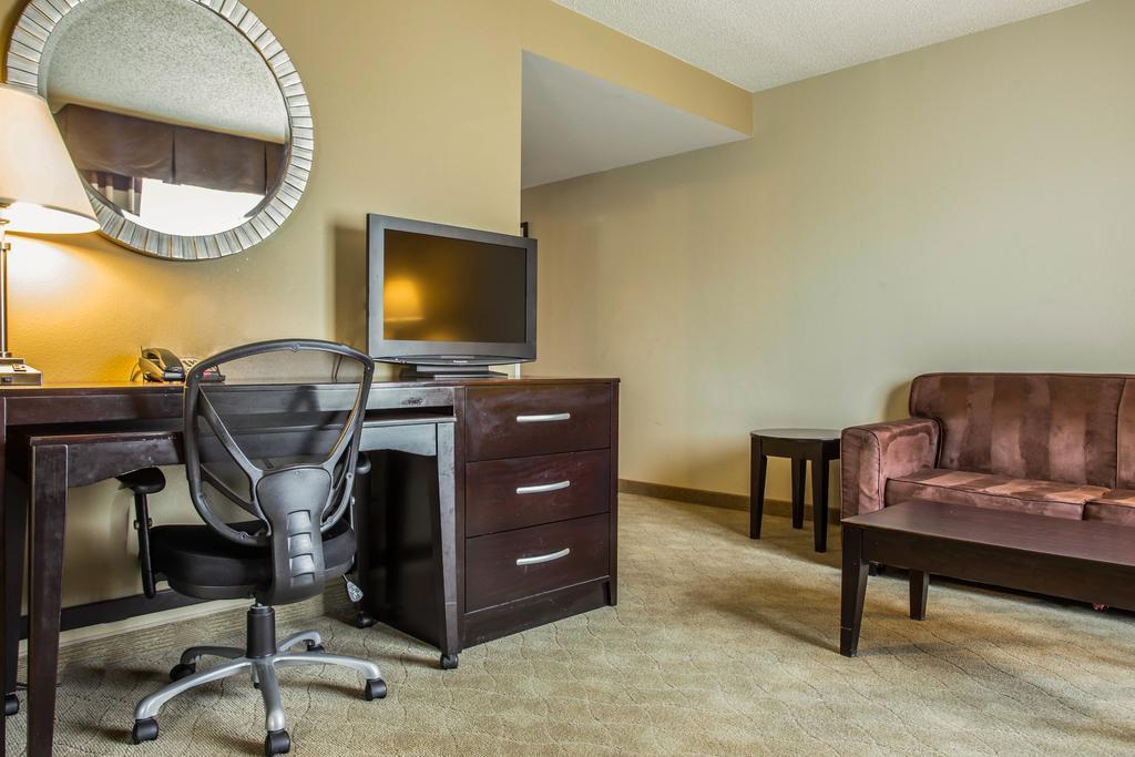 Comfort Suites Huntersville Near Lake Norman Экстерьер фото