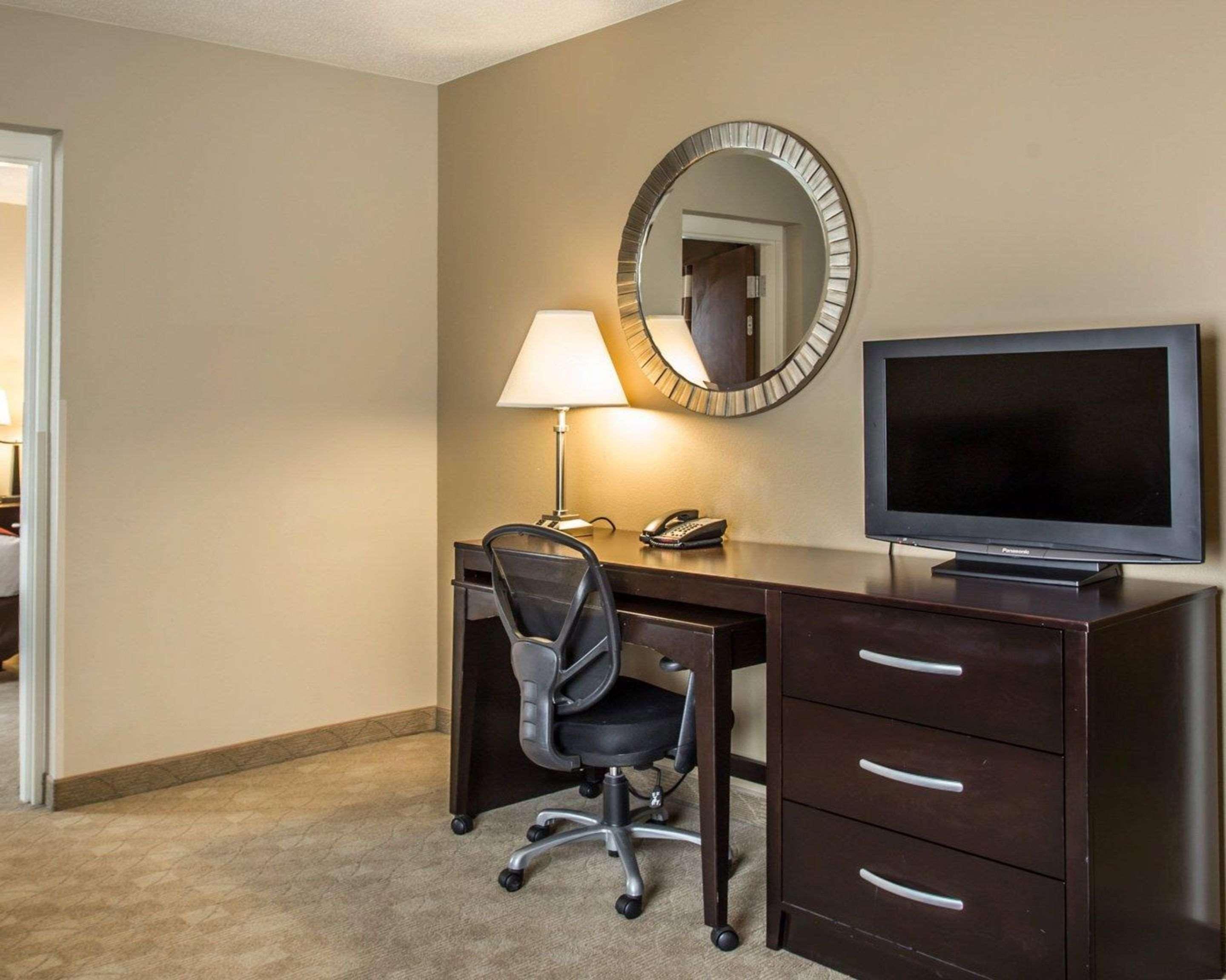 Comfort Suites Huntersville Near Lake Norman Экстерьер фото