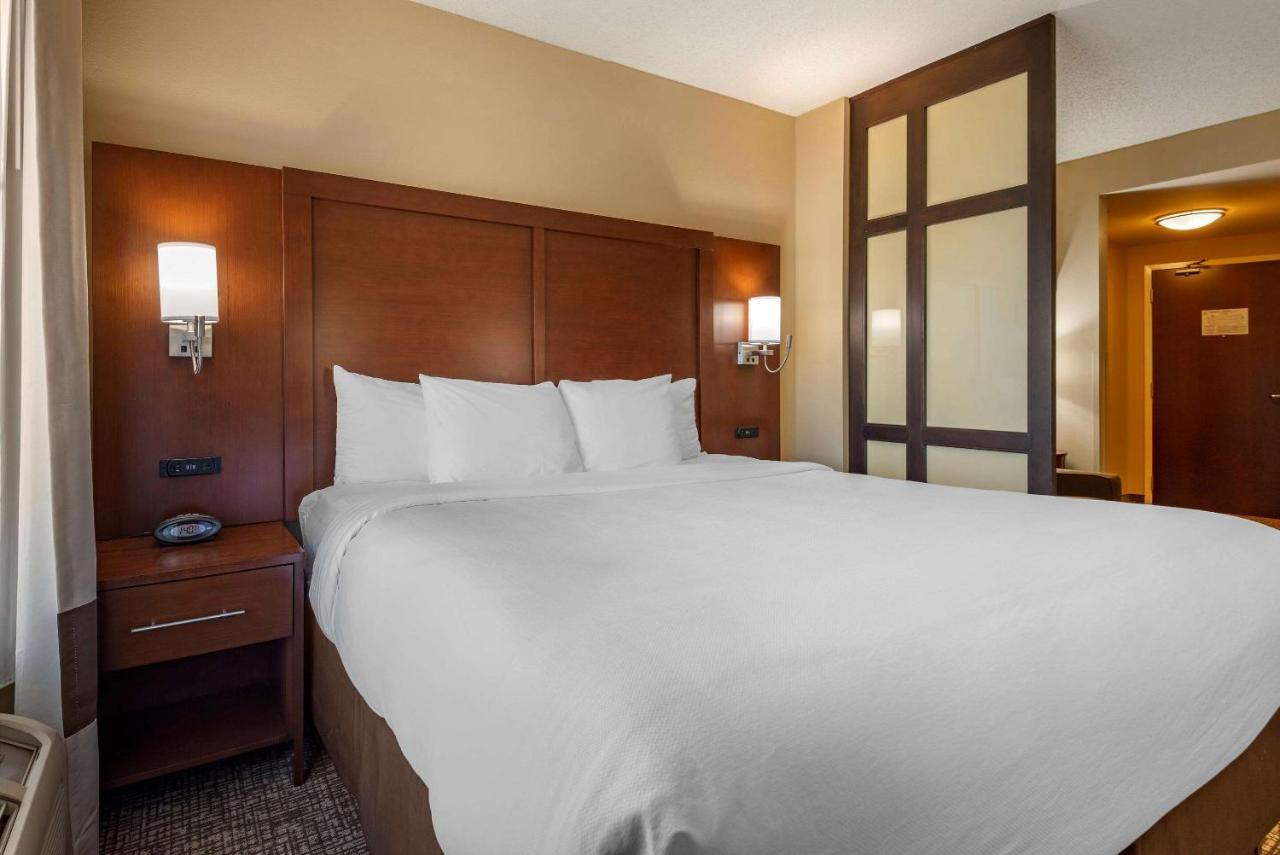 Comfort Suites Huntersville Near Lake Norman Экстерьер фото