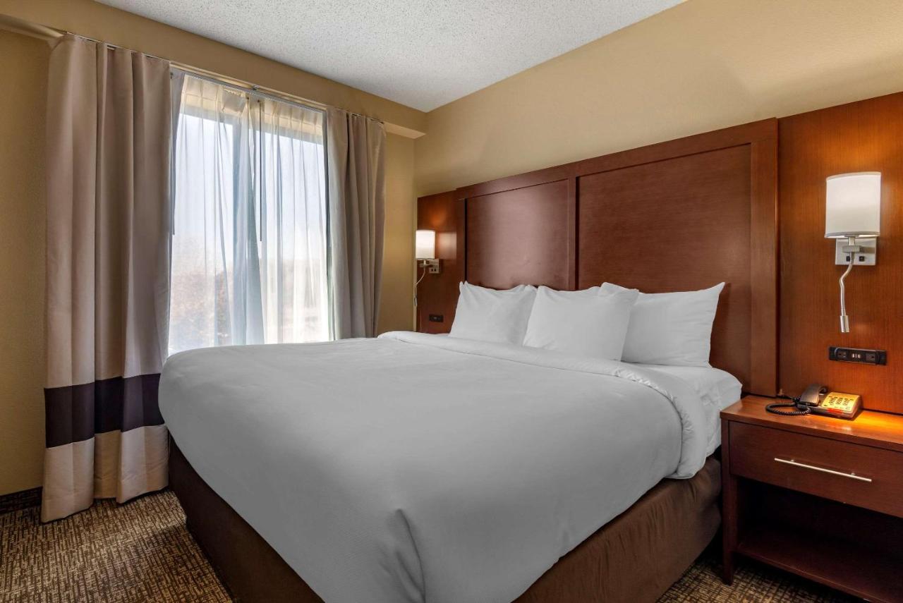 Comfort Suites Huntersville Near Lake Norman Экстерьер фото